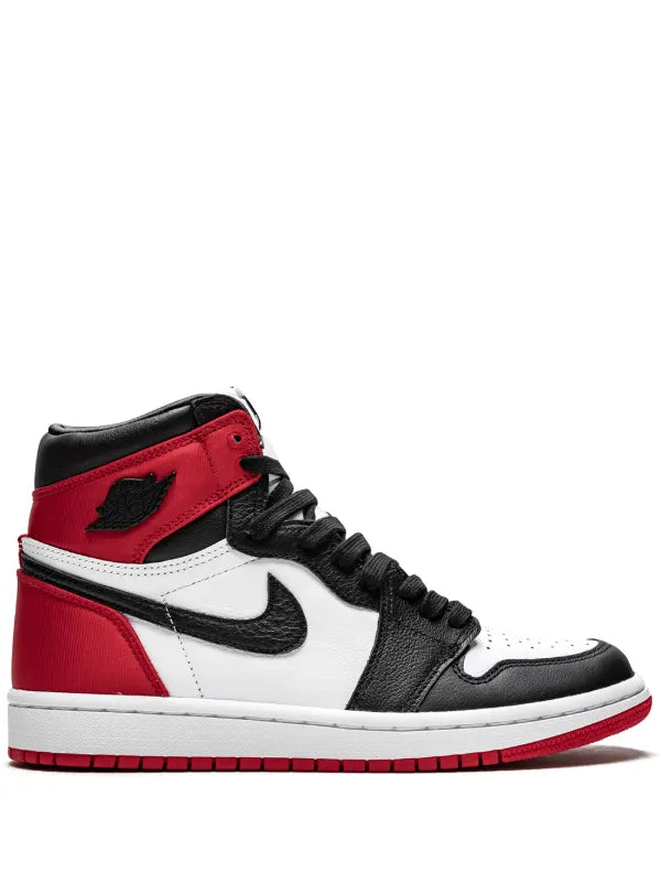 AIR JORDAN 1 HIGH OG SATIN BLACK TOE