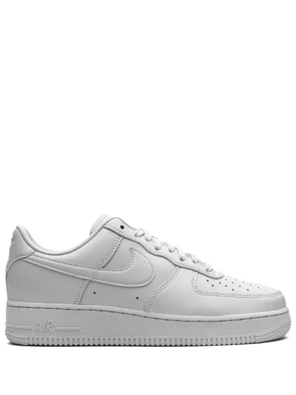 NIKE AIR FORCE 1 WHITE